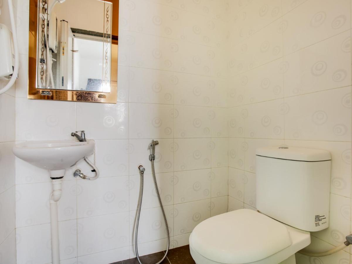 Oyo 89617 Selesa View Hotel Bukit Gambir Ngoại thất bức ảnh
